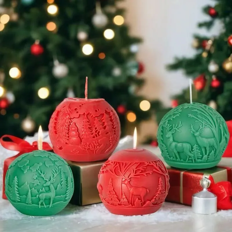 Christmas round relief candles